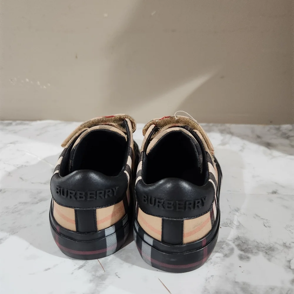 BURBERRY Markham Check Grip-Strap Sneaker Kids Size 24 Size 8c - Picture 4 of 7